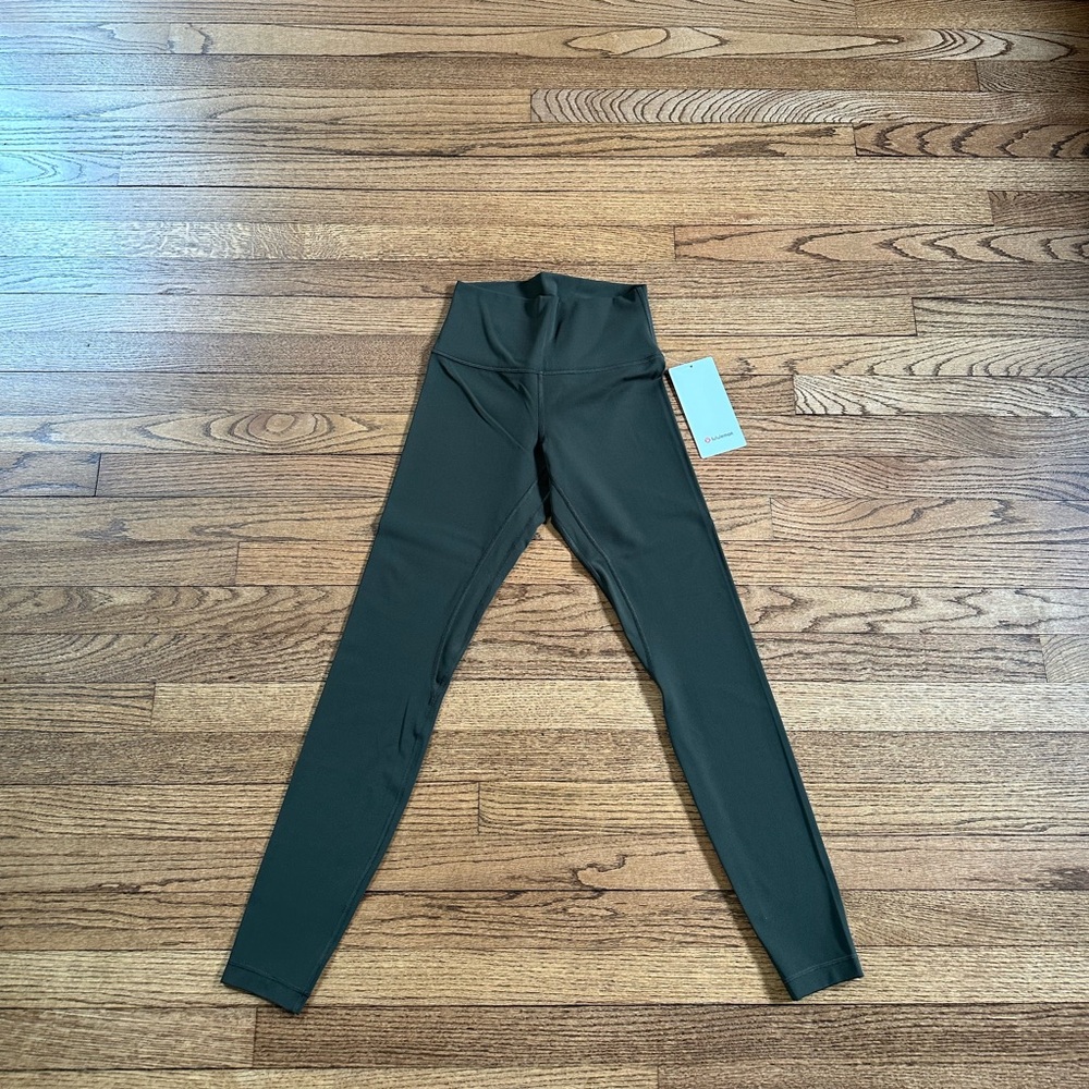 Women’s size 6 lululemon align leggings, new with tags in olive green